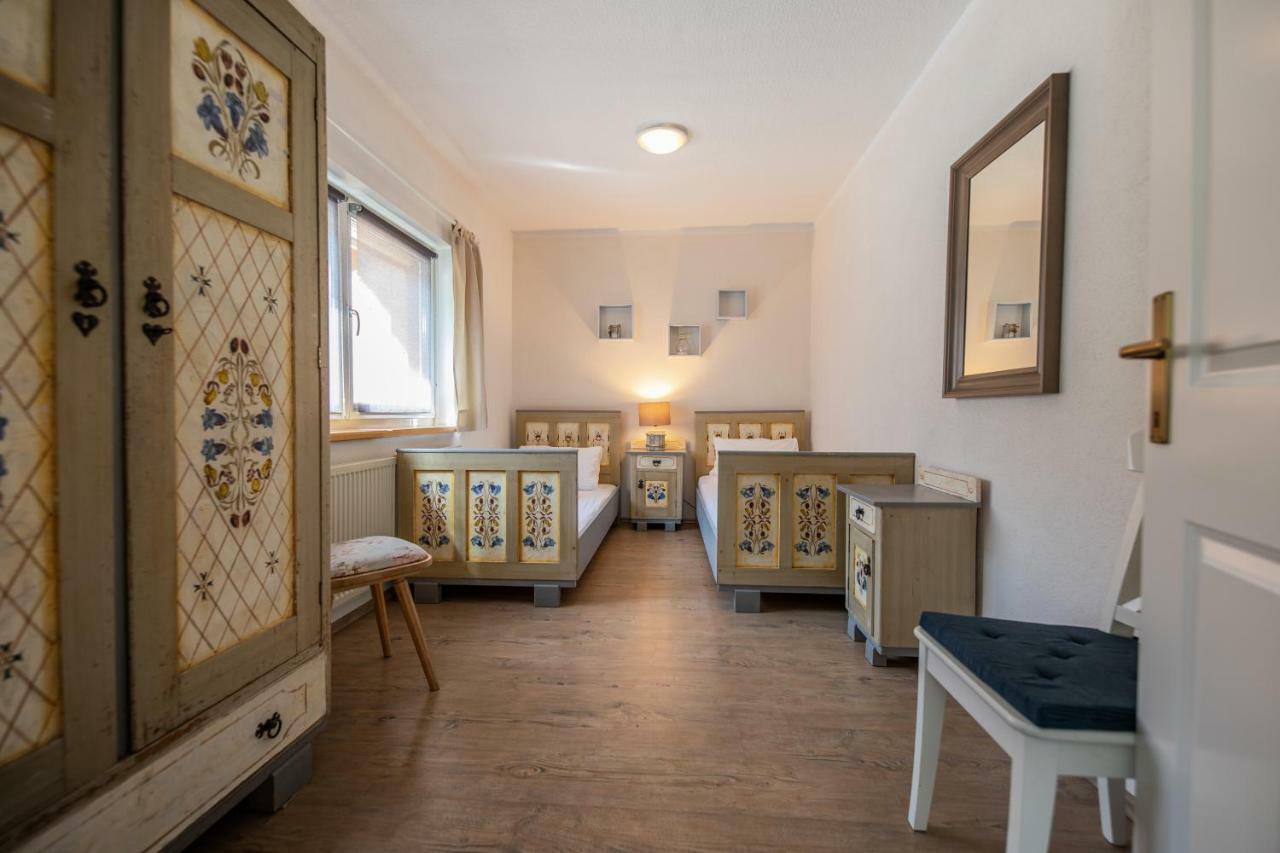 Ferienwohnung Am Platzl Neustift im Stubaital Bagian luar foto